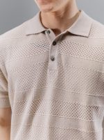 تیشرت یقه دار ریز  بافت سه دکمه شیری - Image 2