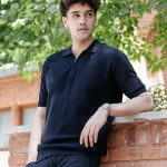 تیشرت یقه دار ریز بافت نیم زیپ سرمه ای